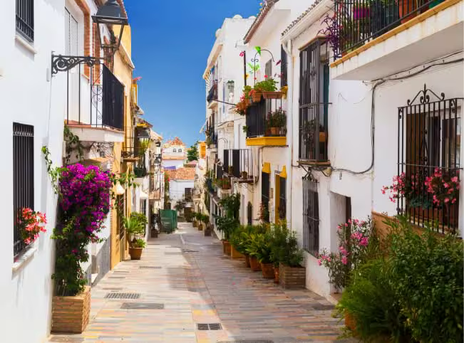 Puerto Banús, International Trending Destination in 2025: Luxury, Style and Unforgettable Experiences